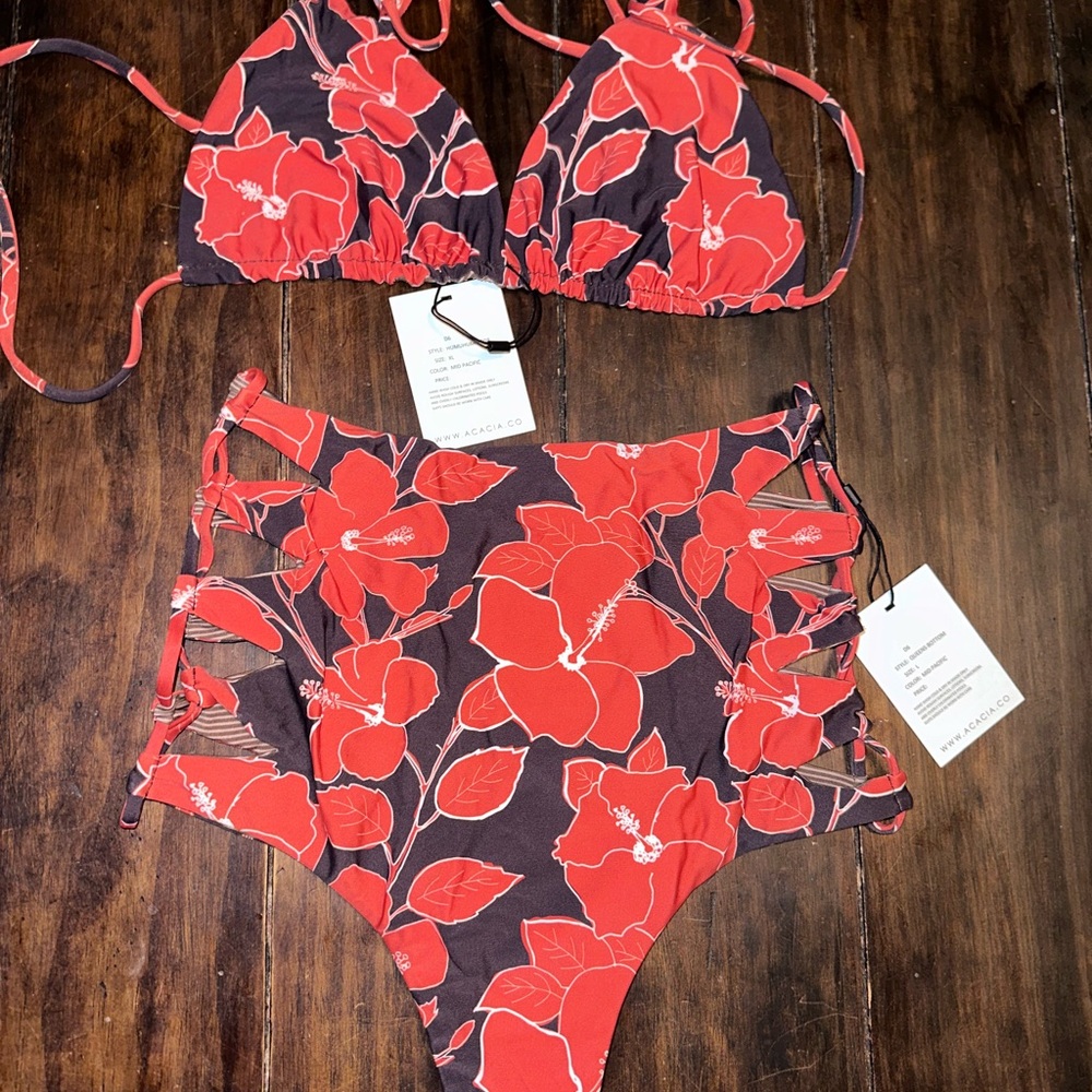 Acacia Swimwear Mid Pacific Set NWT